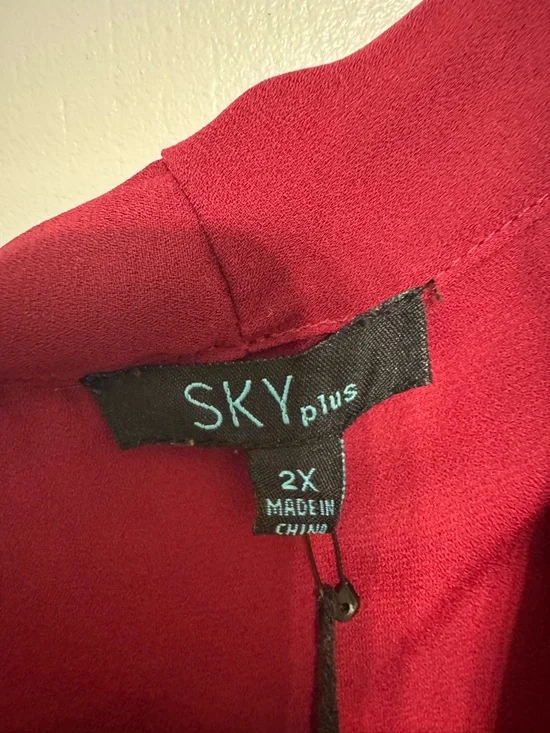 Sleeveless Red V-Neck Blouse - Sky Plus 2X - Picture 2 of 4